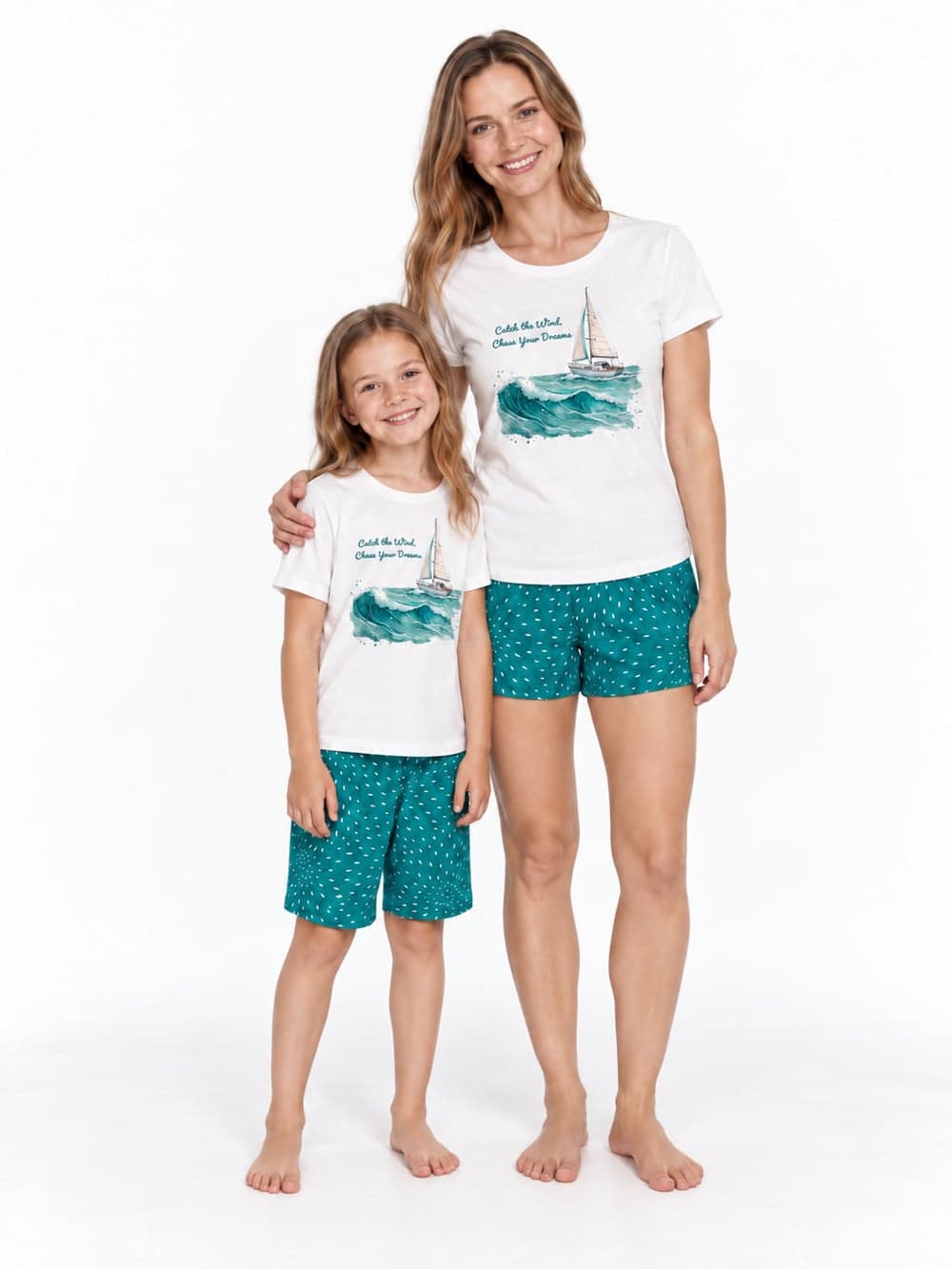 Mama a dcera ve sladěné kolekci OCEAN WAVES